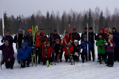Koko hiihtoporukka