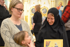 Nunna Ksenia Nektarian ja kanttori Riikan