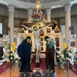 Suuren viikon ja pääsiäisen Jumalanpalvelukset